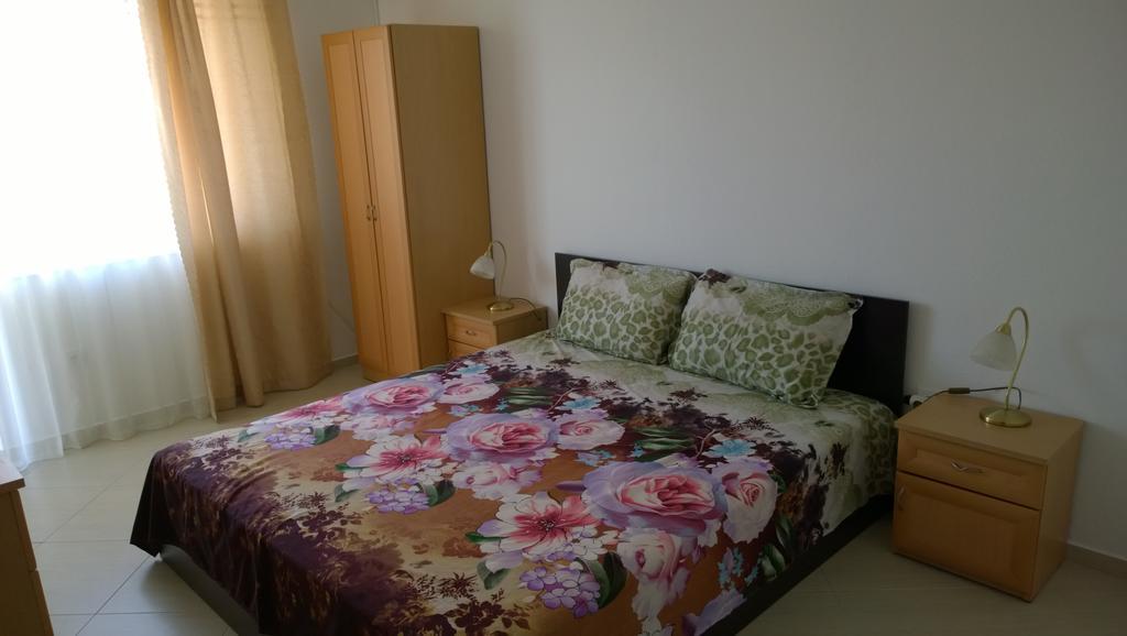 House Of Flowers Hotel Ahtopol Room photo